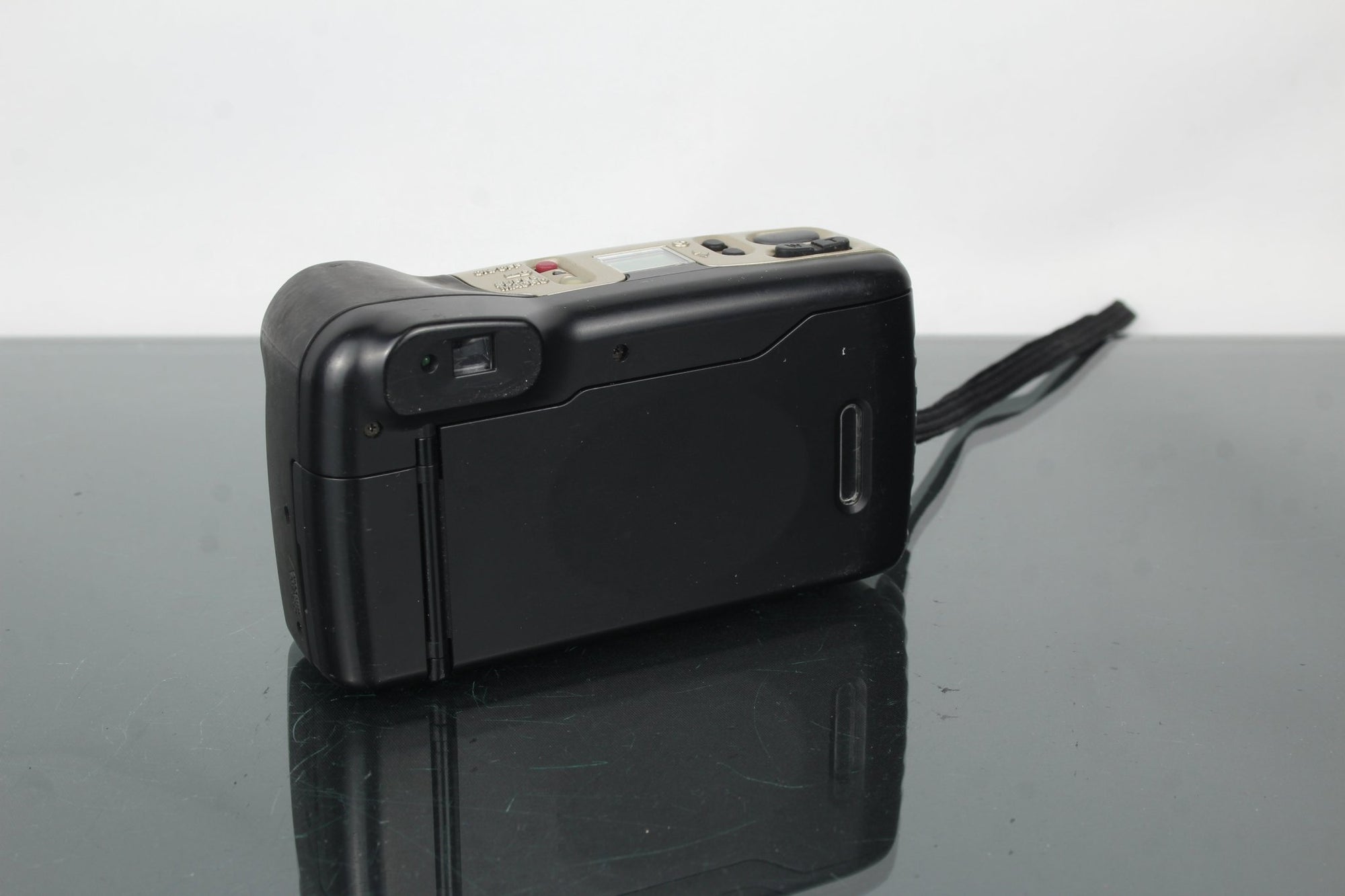 Polaroid 900 Z - Dutch|Thrift