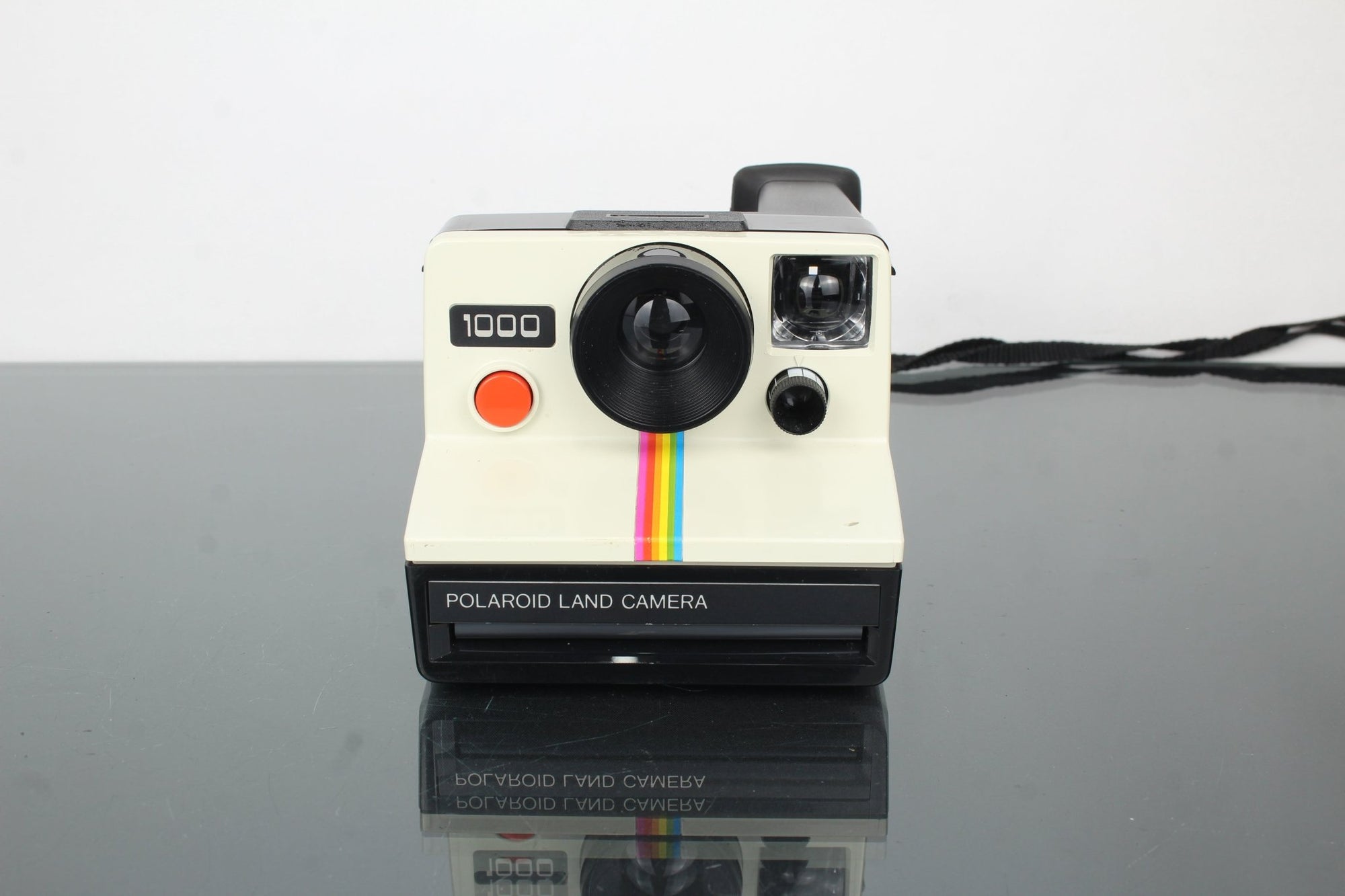 Polaroid Land Camera 1000 - Dutch|Thrift