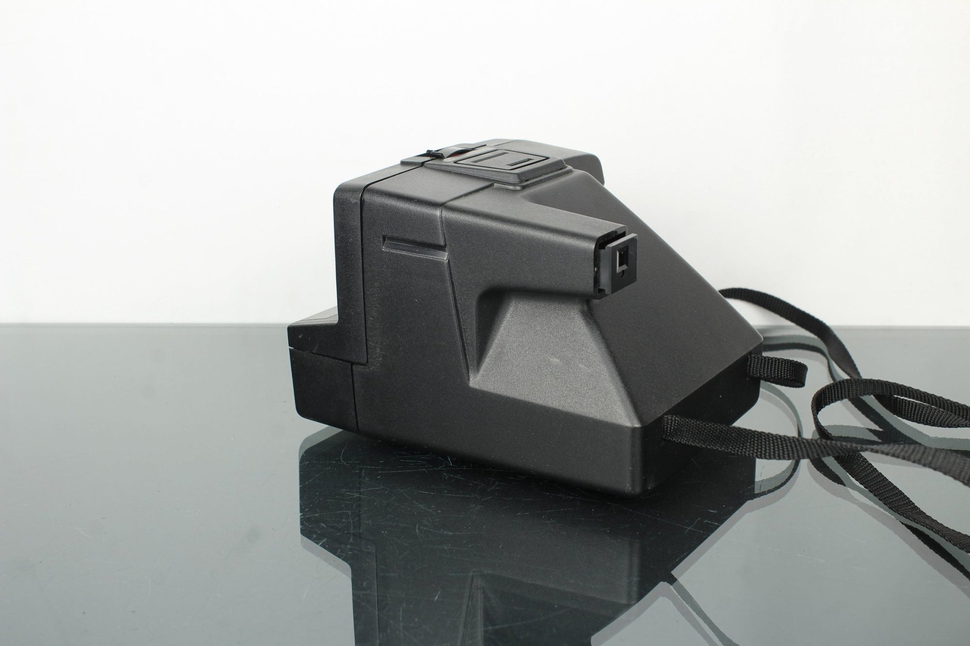 Polaroid Pronto Land Camera Sonar Autofocus 5000 - Dutch|Thrift