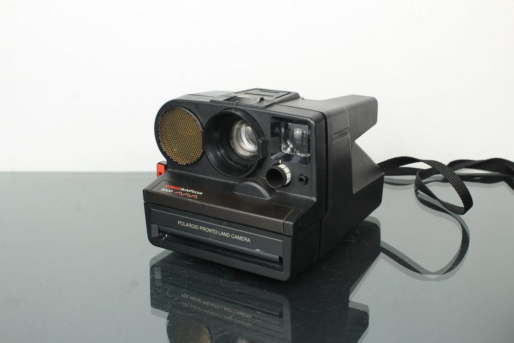 Polaroid Pronto Land Camera Sonar Autofocus 5000 - Dutch|Thrift