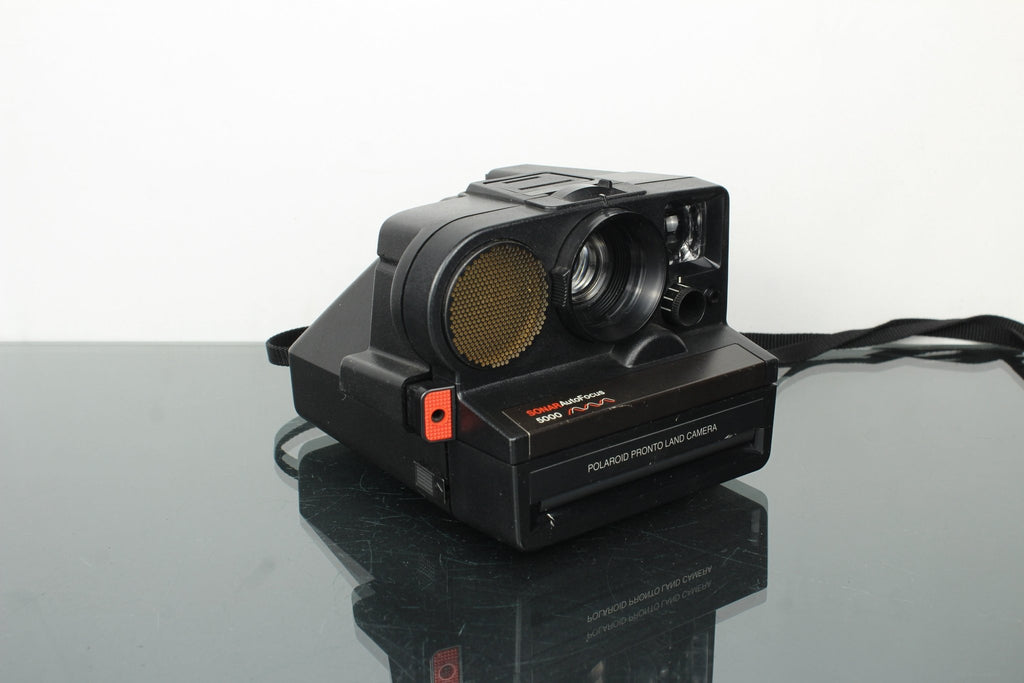 Polaroid Pronto Land Camera Sonar Autofocus 5000 - Dutch|Thrift
