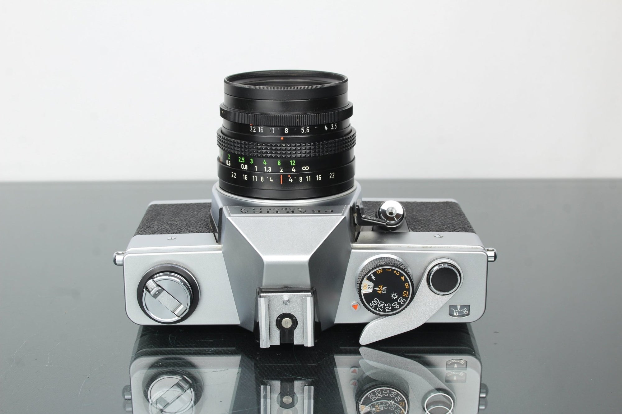 Practica Super TL 2 + 30mm 3.5 lens - Dutch|Thrift