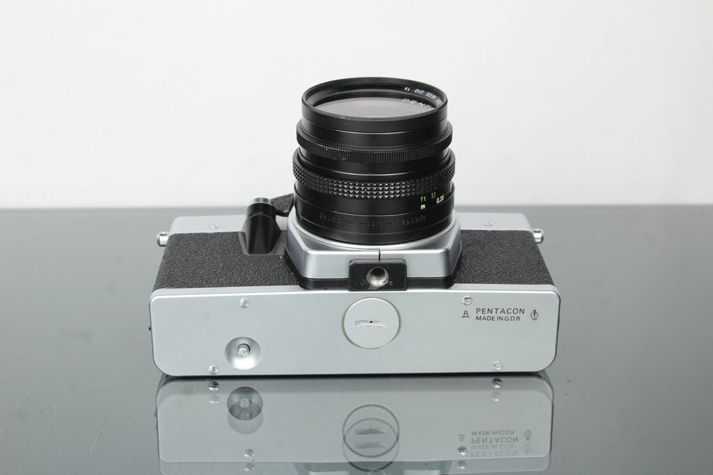 Practica Super TL 2 + 30mm 3.5 lens - Dutch|Thrift