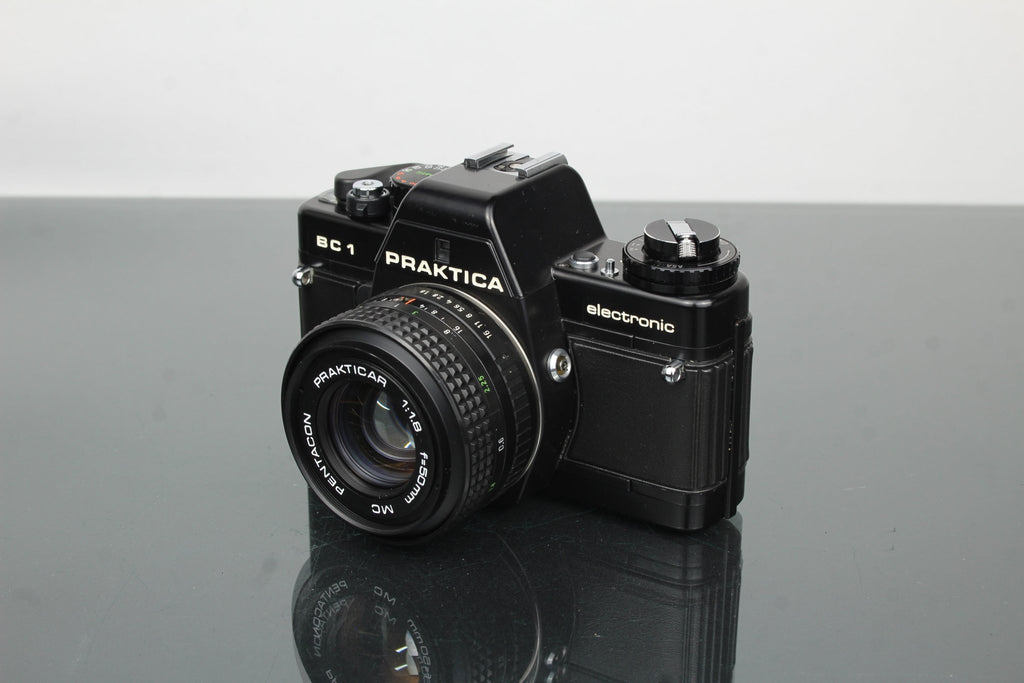 Praktica BC 1 + Prakticar 50mm 1.8 lens - Dutch|Thrift