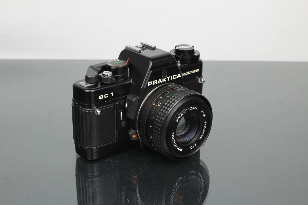 Praktica BC 1 + Prakticar 50mm 1.8 lens - Dutch|Thrift