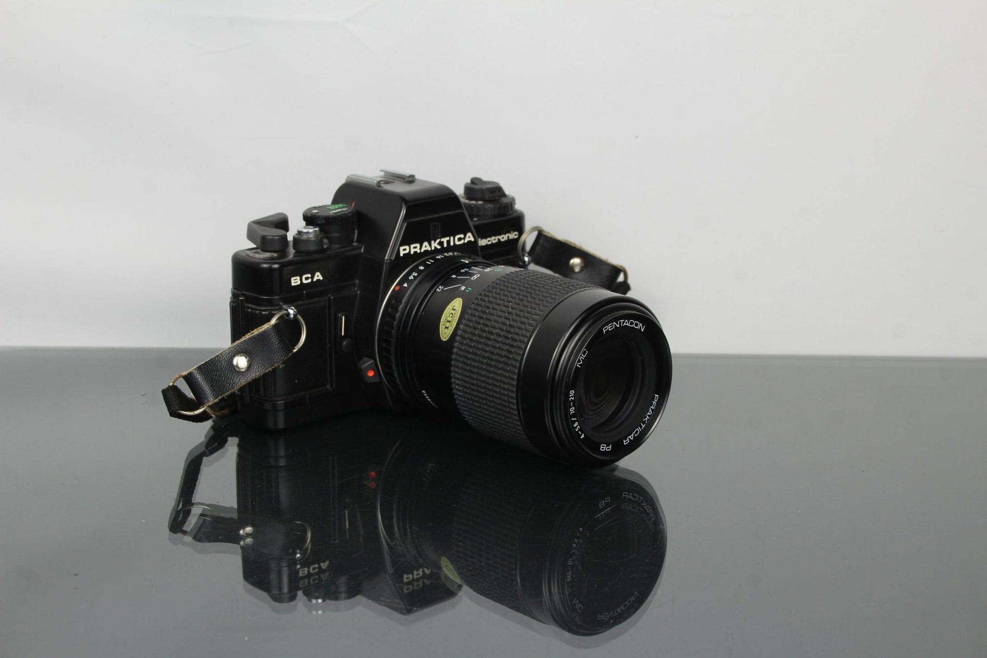 Praktica BCA + MC Pentacon Practicar PB 4 - 5.6 / 70 - 210 mm - Dutch|Thrift