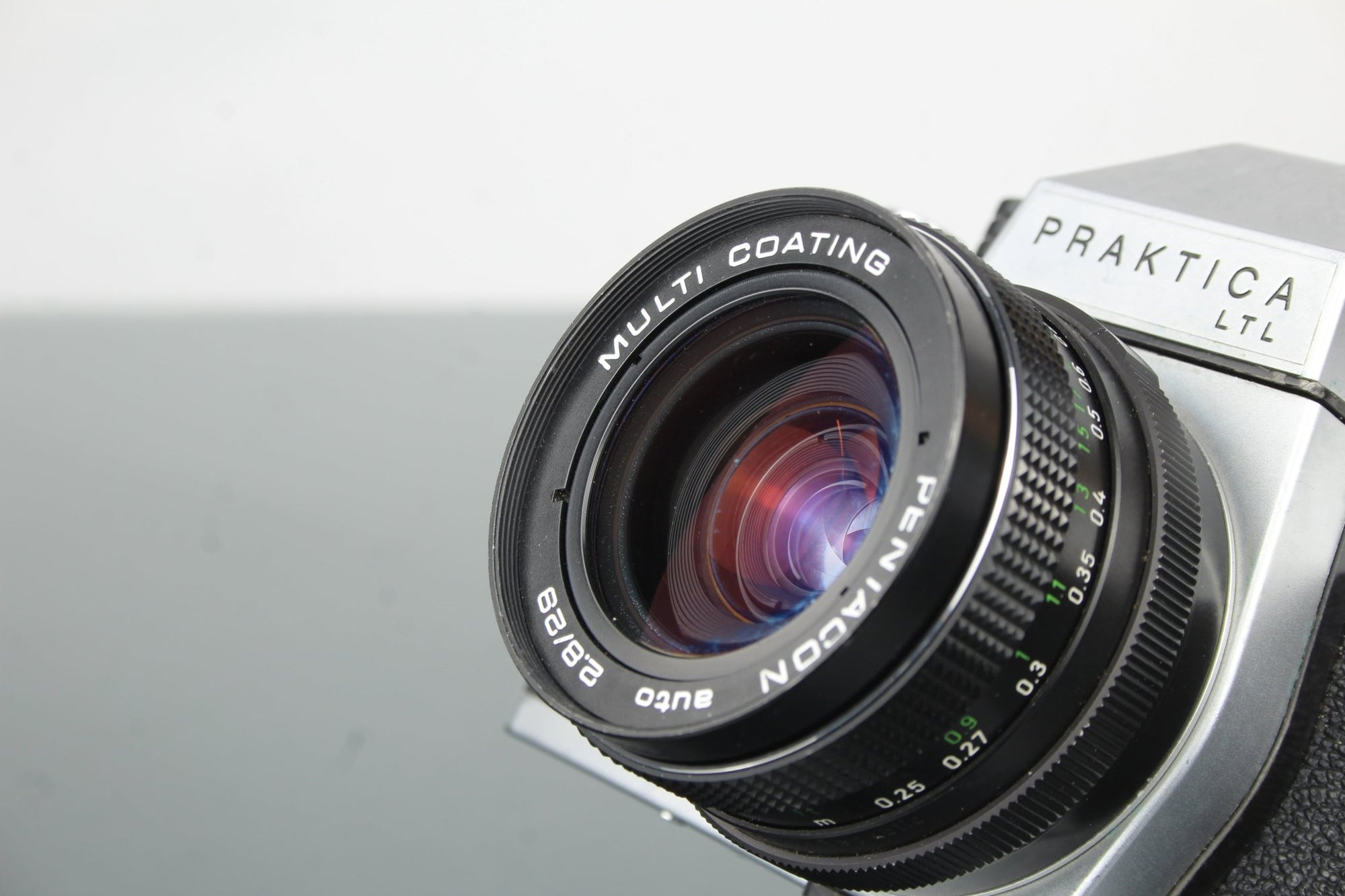 Praktica LTL + Pentacon 29mm f/2.8 lens - Dutch|Thrift