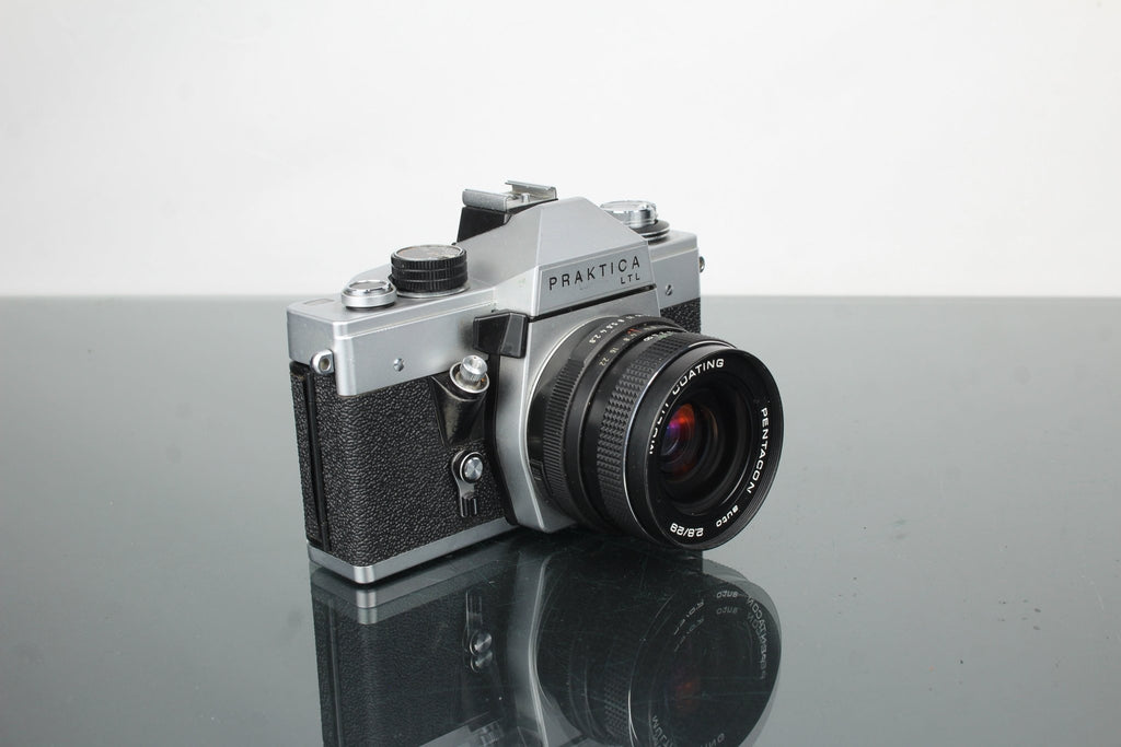 Praktica LTL + Pentacon 29mm f/2.8 lens - Dutch|Thrift