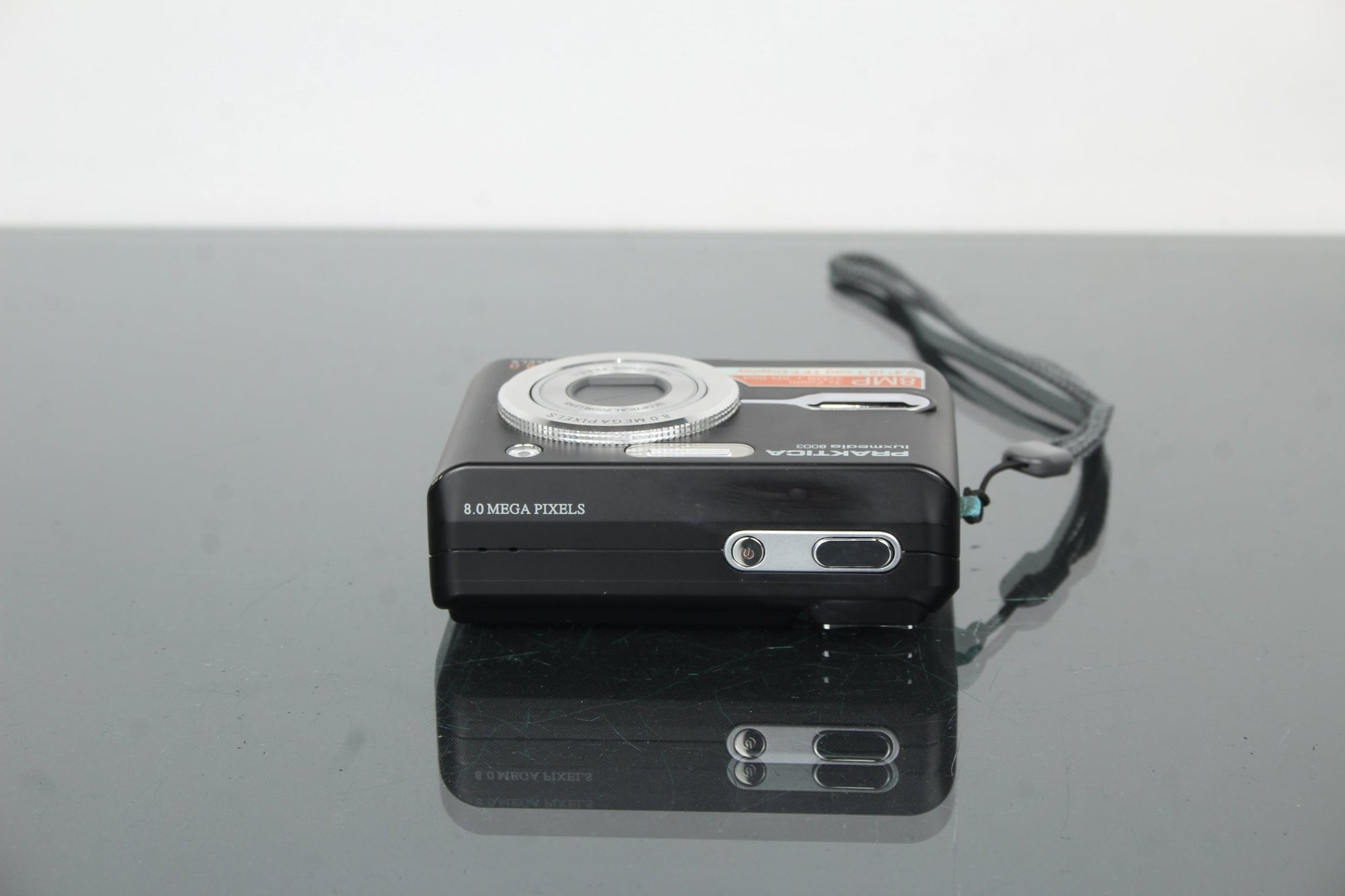 Praktica Luxmedia 8003 - Dutch|Thrift