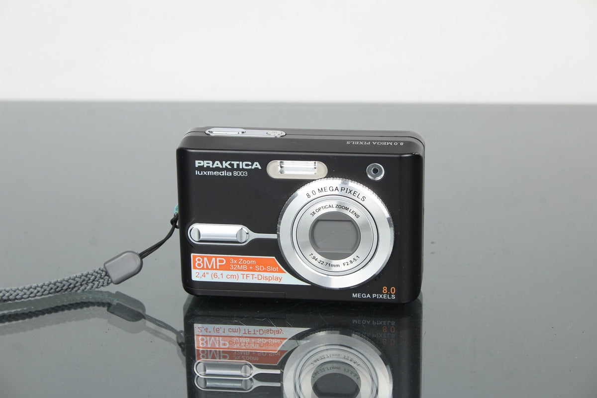 Praktica Luxmedia 8003 - Dutch|Thrift