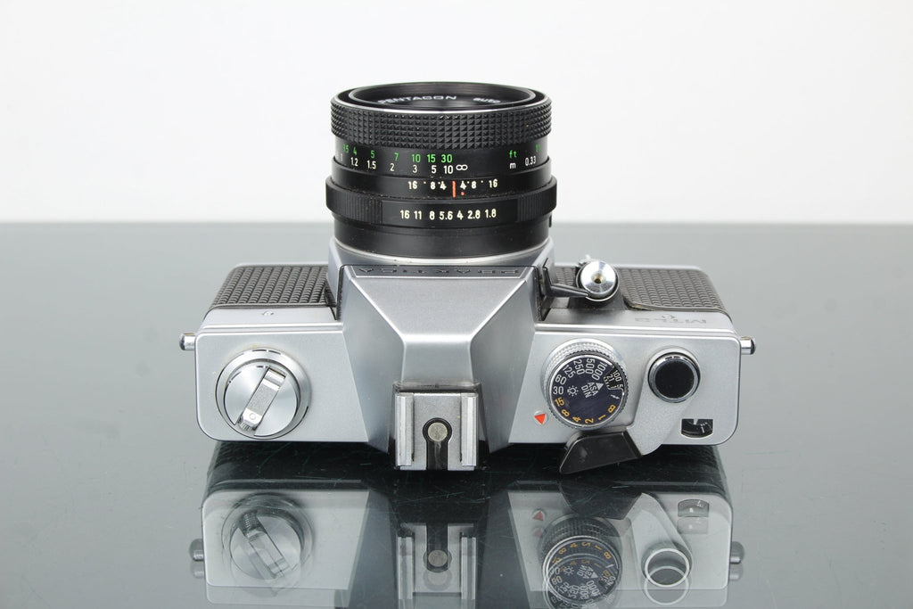 Praktica MTL 3 + 50mm f/2.8 Pentacon lens (M42 mount) - Dutch|Thrift