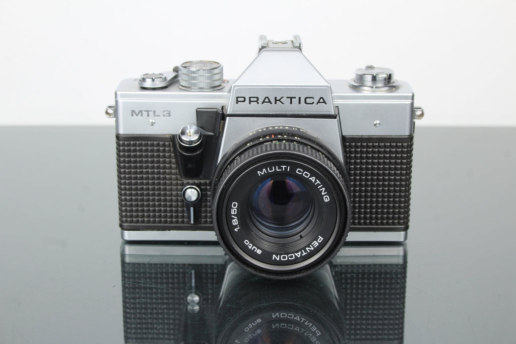 Praktica MTL 3 + 50mm f/2.8 Pentacon lens (M42 mount) - Dutch|Thrift