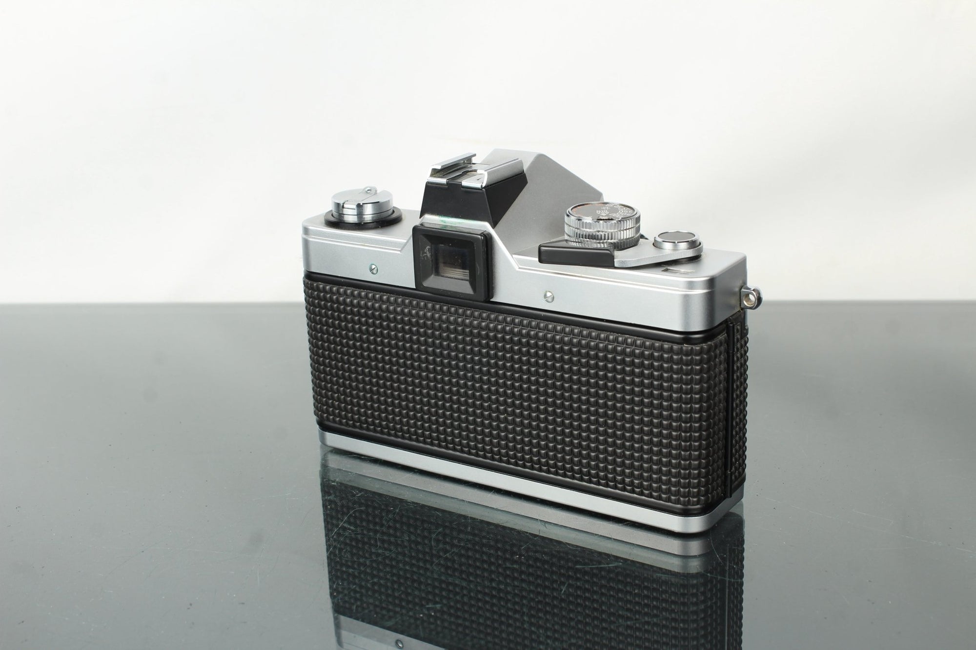 Praktica MTL3 + Pentacon Auto 1.8/50 Multi Coating lens - Dutch|Thrift