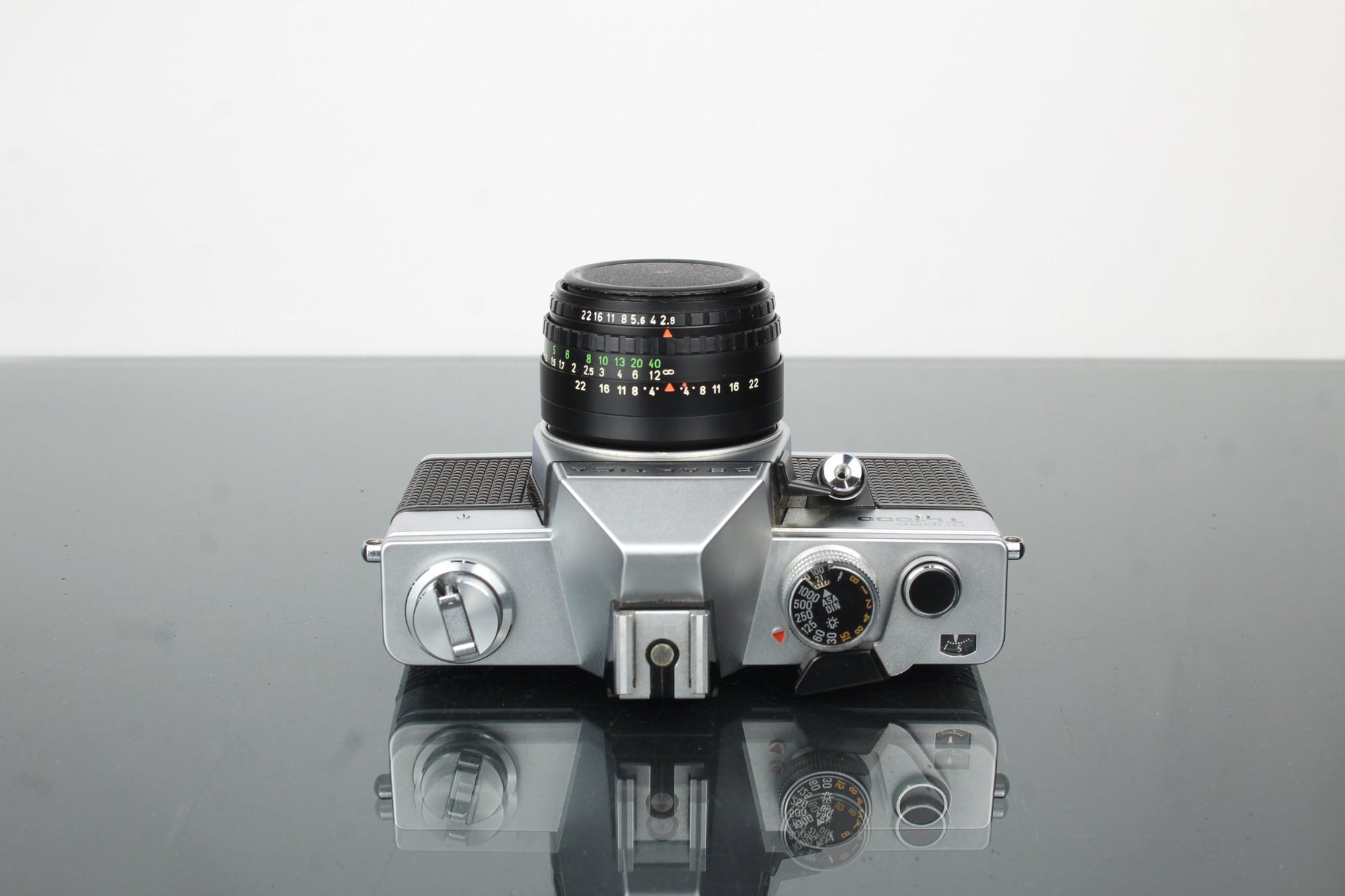 Praktica Super TL 1000 + 50mm f/2.8 Domiplan M42 lens - Dutch|Thrift