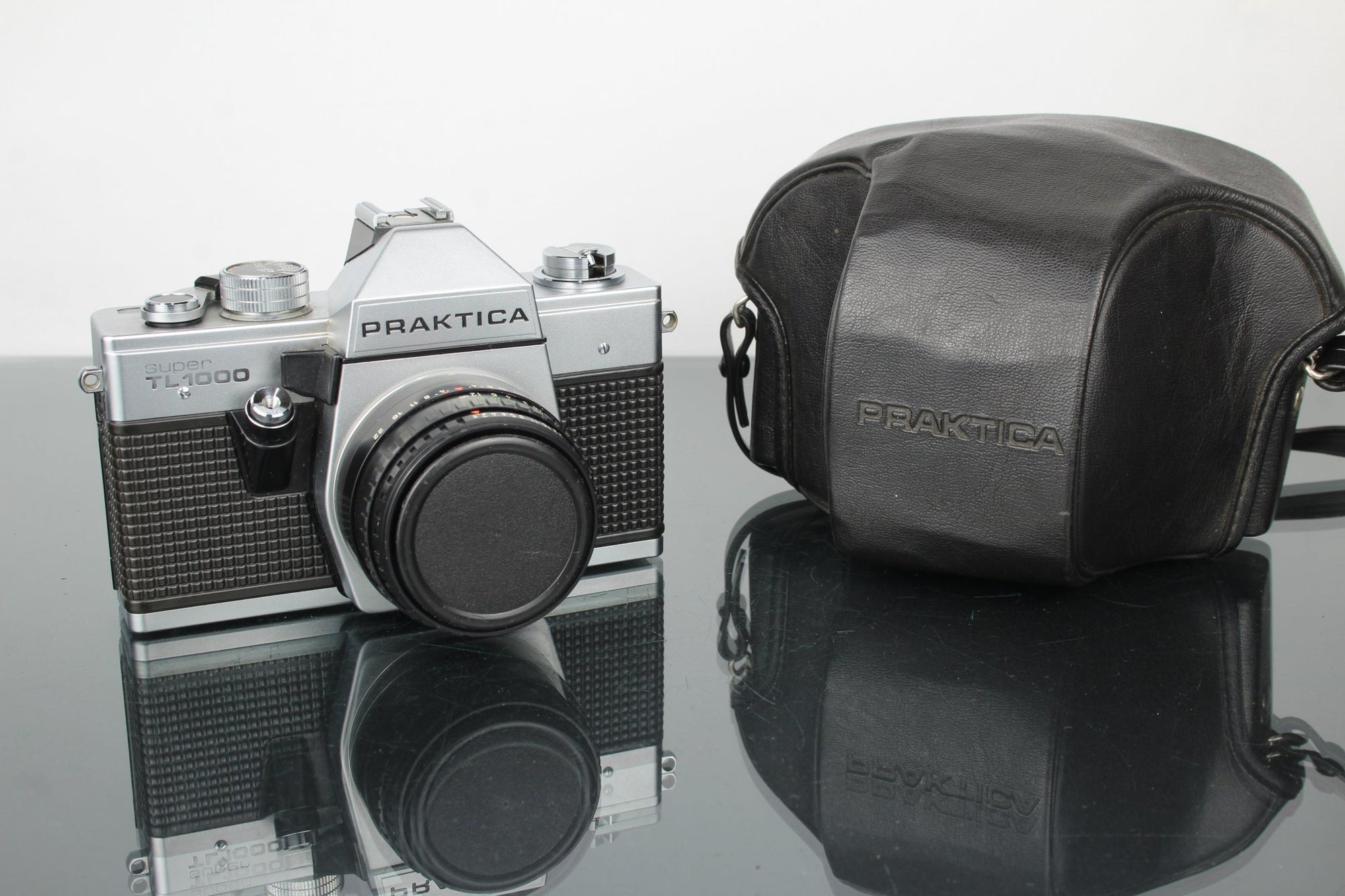 Praktica Super TL 1000 + 50mm f/2.8 Domiplan M42 lens - Dutch|Thrift