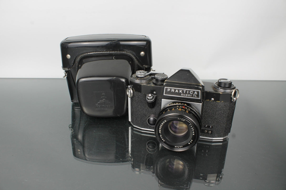 Praktica Super TL + Auto Revuenon 1:1.9 f=50mm 49 - Dutch|Thrift