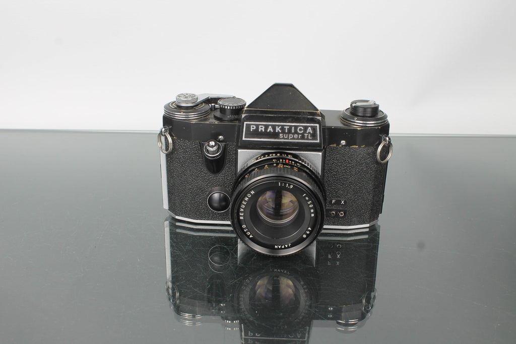 Praktica Super TL + Auto Revuenon 1:1.9 f=50mm 49 - Dutch|Thrift