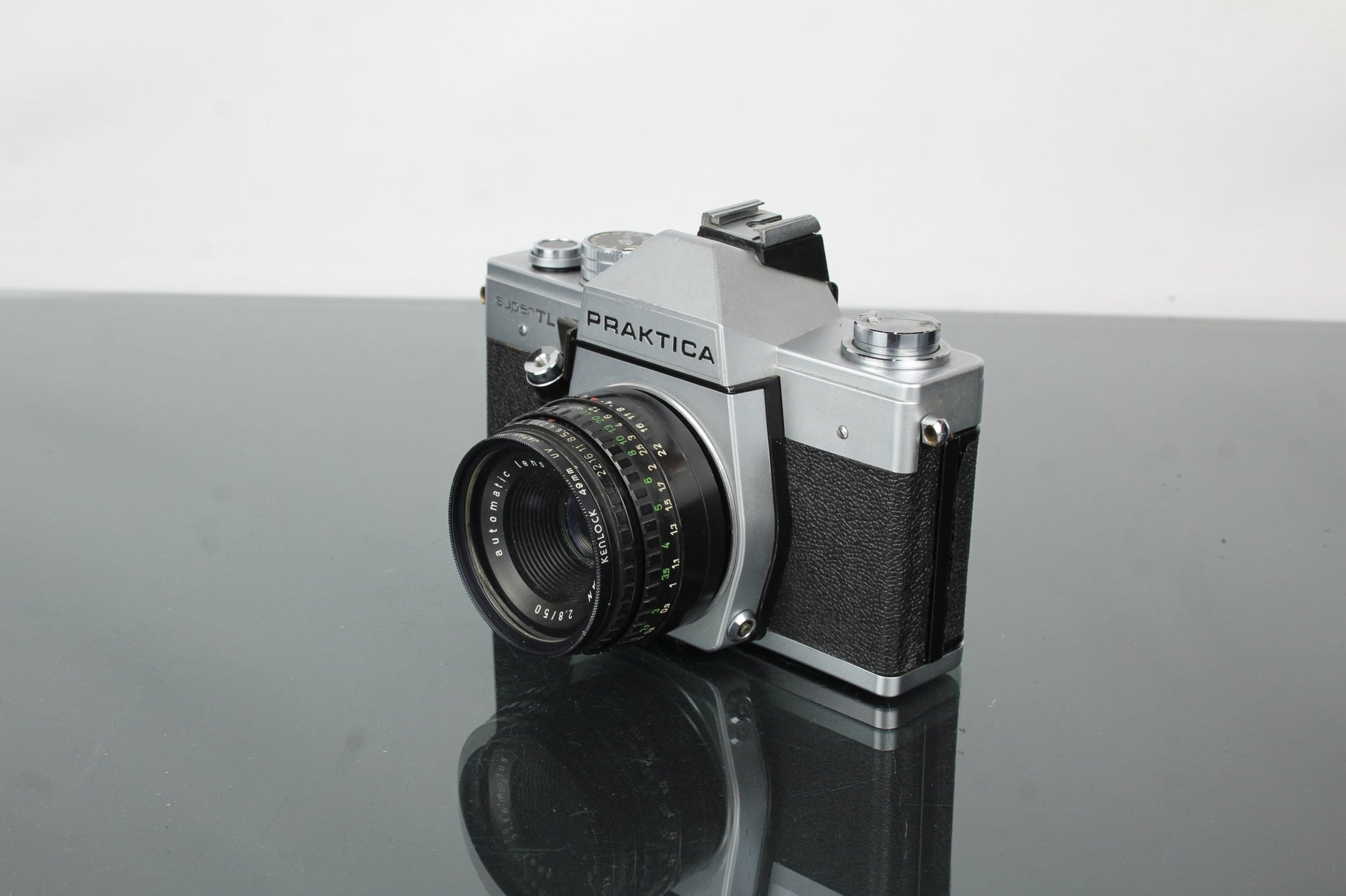 Praktica Super TL3 + Domiplan 50mm 2.8 M42 lens - Dutch|Thrift
