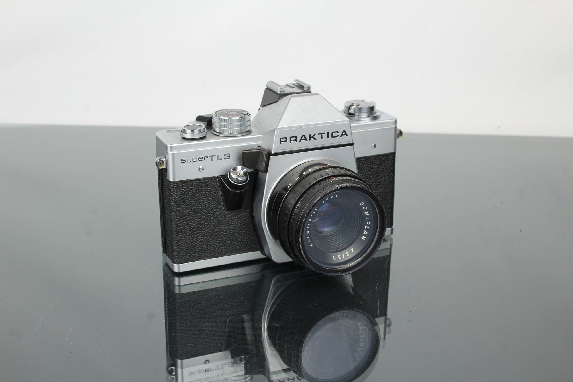 Praktica Super TL3 + Domiplan 50mm 2.8 M42 lens - Dutch|Thrift
