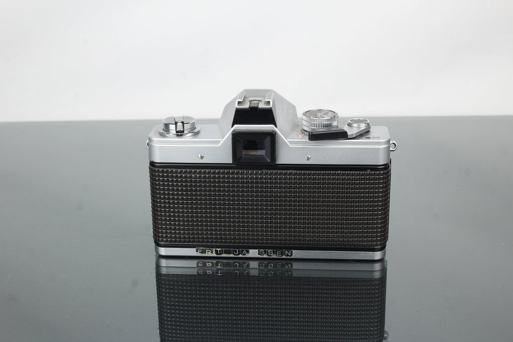 Praktica TL 1000 + 50mm f/1.8 M42 lens - Dutch|Thrift