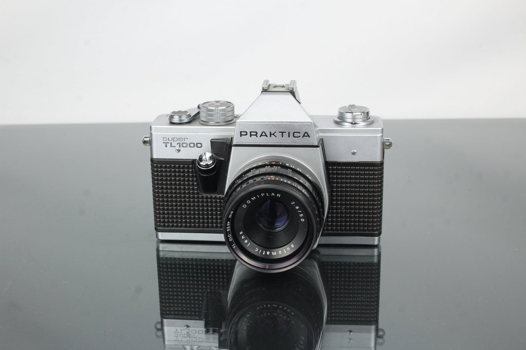 Praktica TL 1000 + 50mm f/1.8 M42 lens - Dutch|Thrift