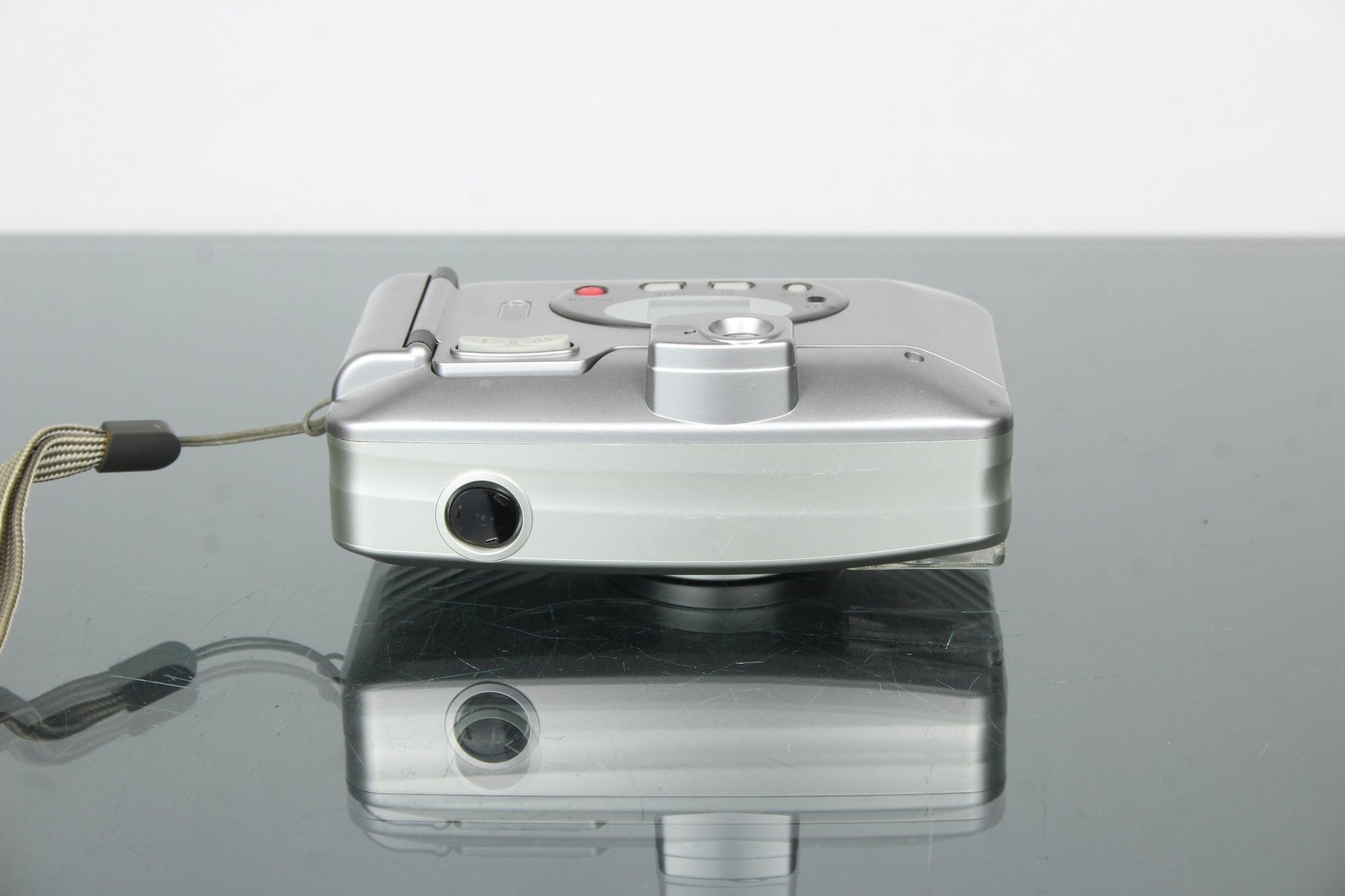 Revue 125 AF - D Zoom - Dutch|Thrift