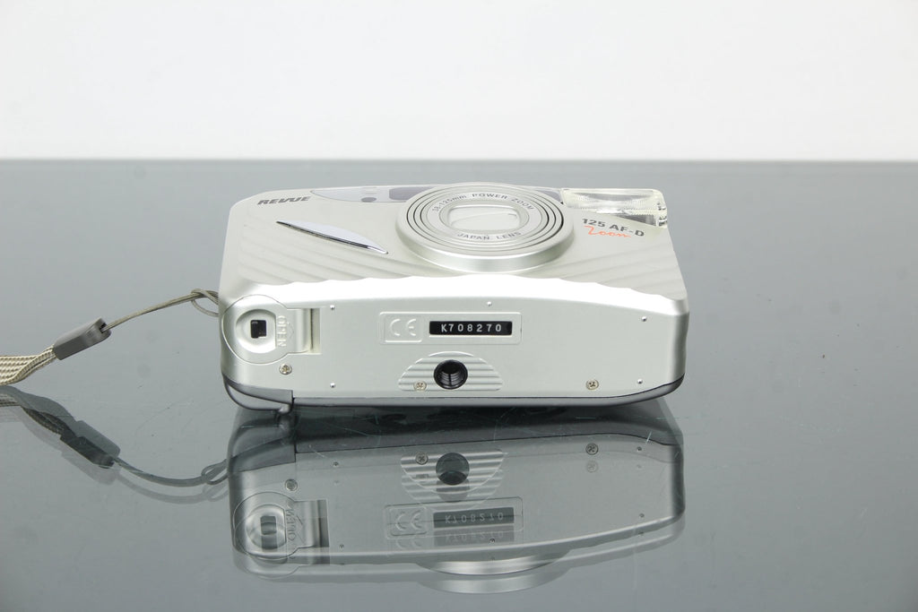 Revue 125 AF - D Zoom - Dutch|Thrift