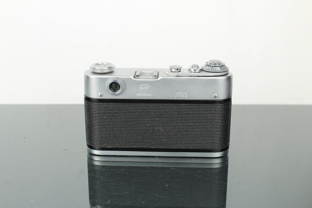 Revue 3 + 50mm Revue lens - Dutch|Thrift