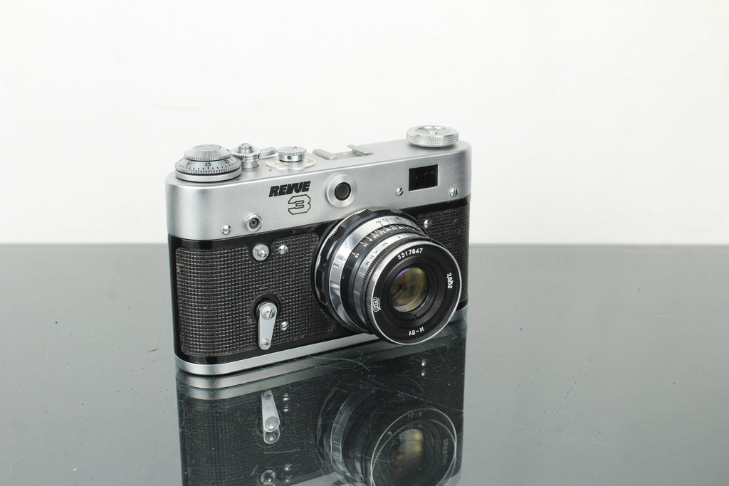 Revue 3 + 50mm Revue lens - Dutch|Thrift