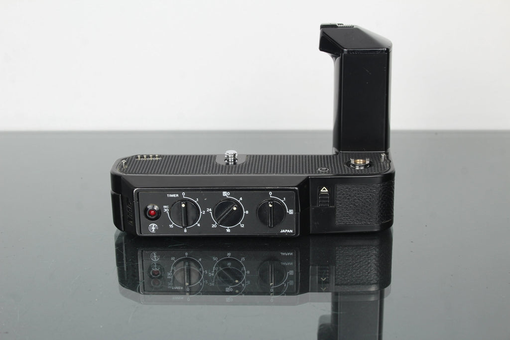 Revue AC3 + Revuenon 35 - 70mm 1:2.8 - 3.8 lens - Dutch|Thrift