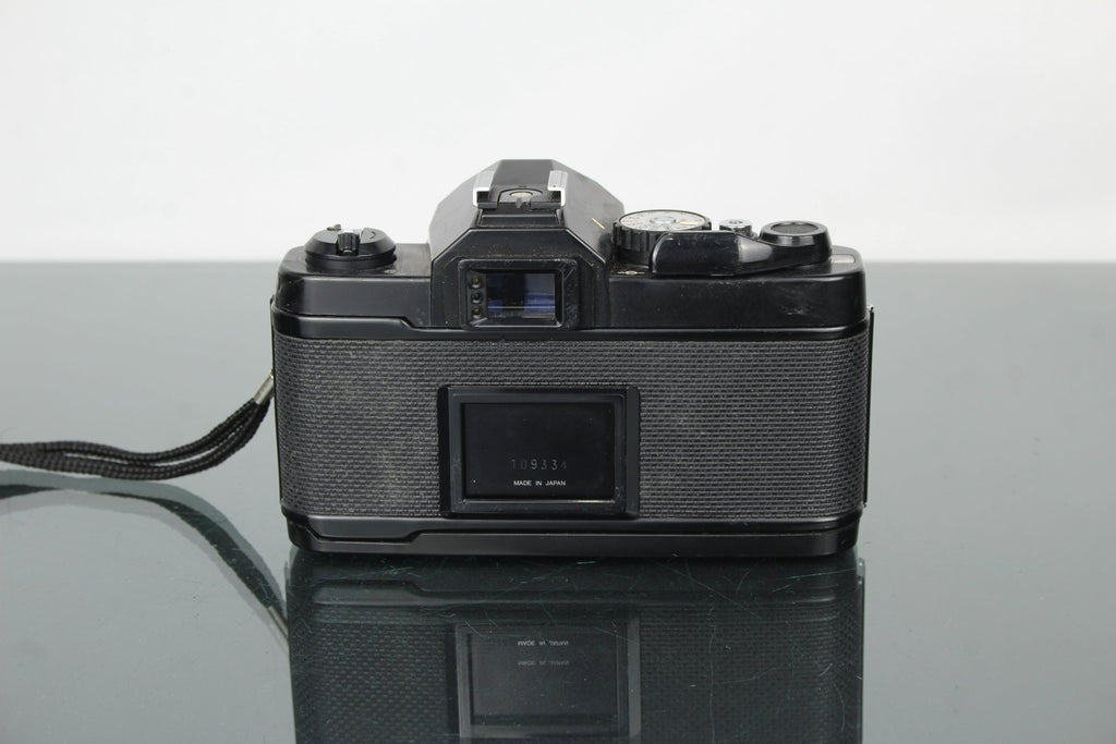 RevueFlex SC2 + Revuenon 50mm 1.9 lens - Dutch|Thrift