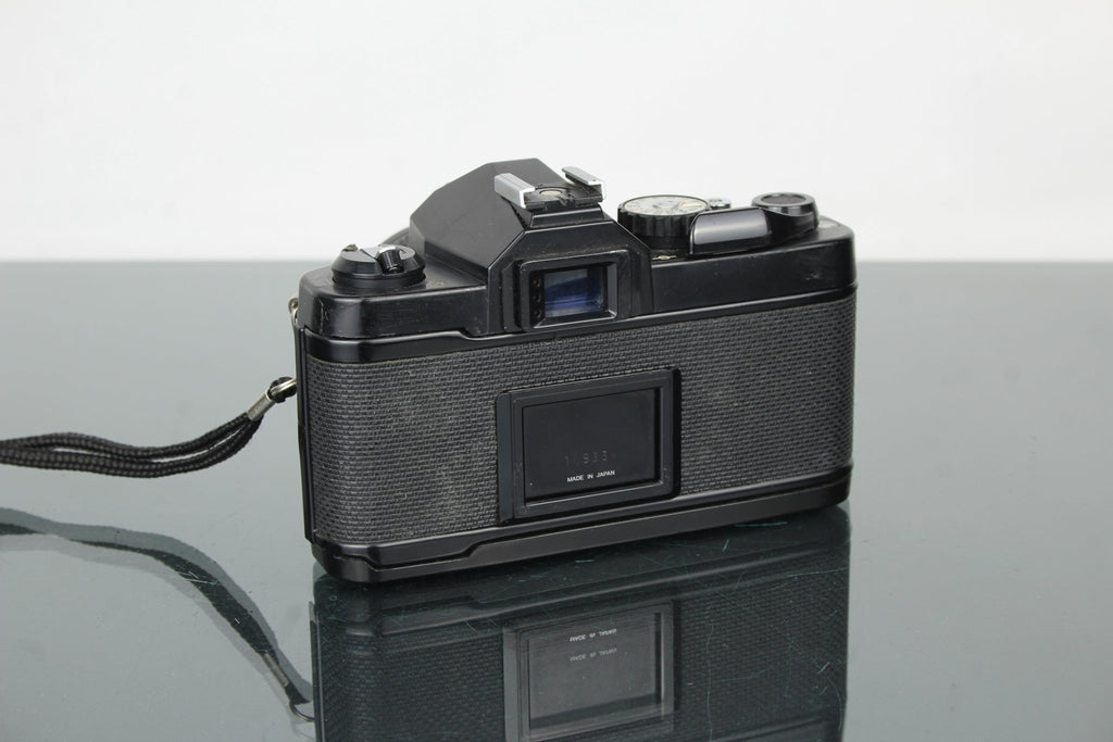 RevueFlex SC2 + Revuenon 50mm 1.9 lens - Dutch|Thrift