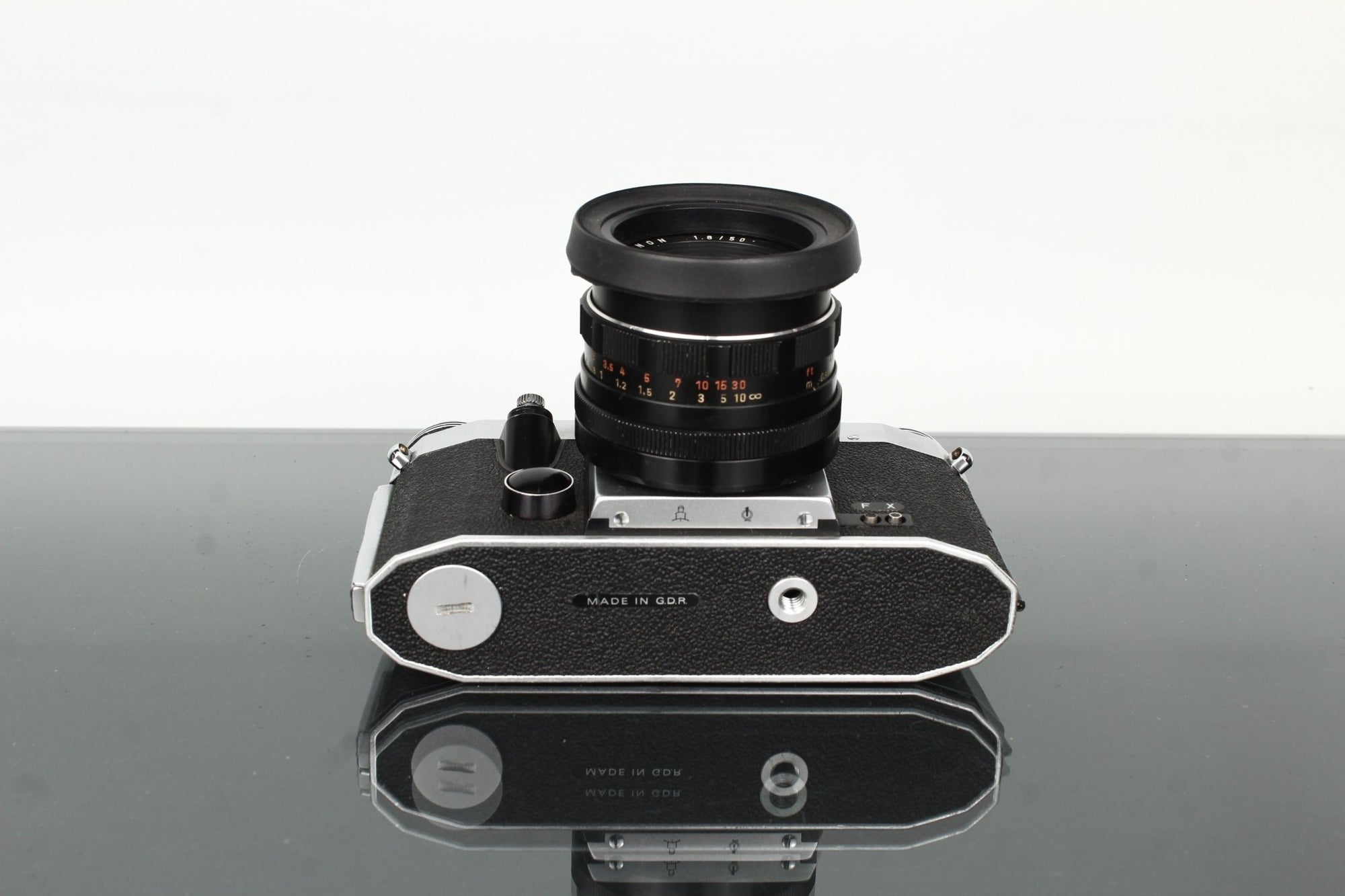 Revueflex SL + Auto Revuenon 1:1.8 50mm - Dutch|Thrift