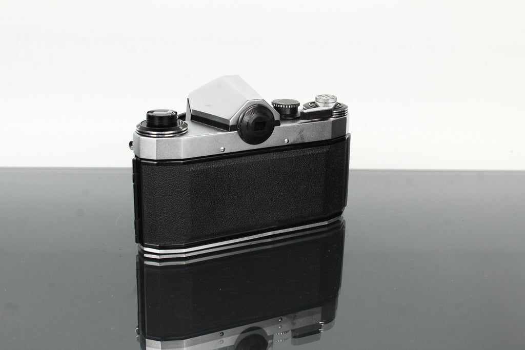 Revueflex SL + Auto Revuenon 1:1.8 50mm - Dutch|Thrift