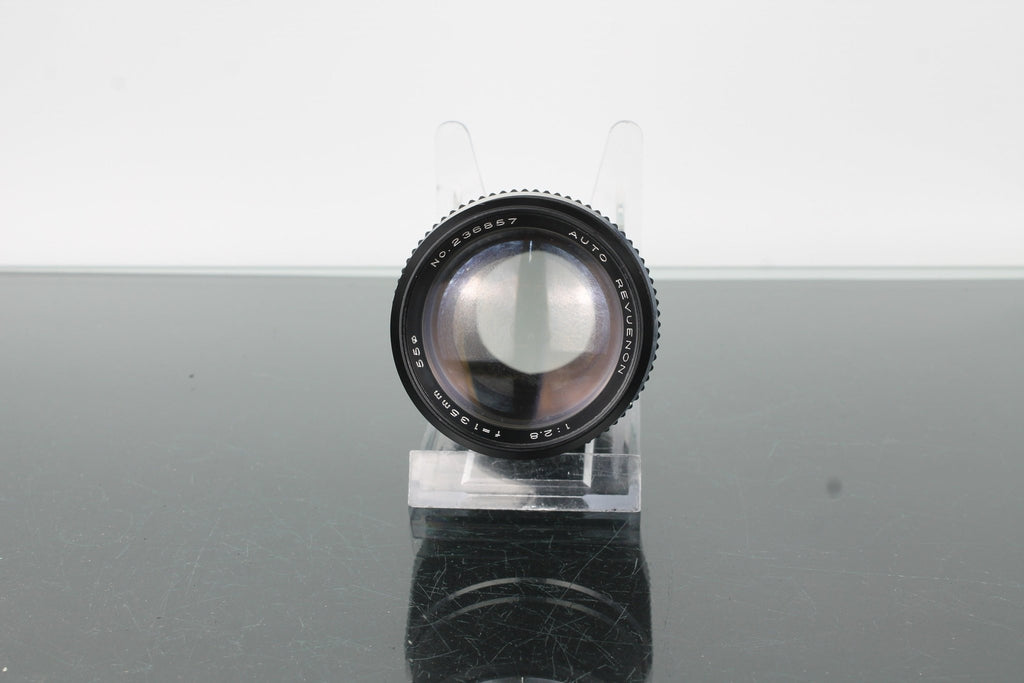 Revuenon 135mm f/2.8 - Dutch|Thrift