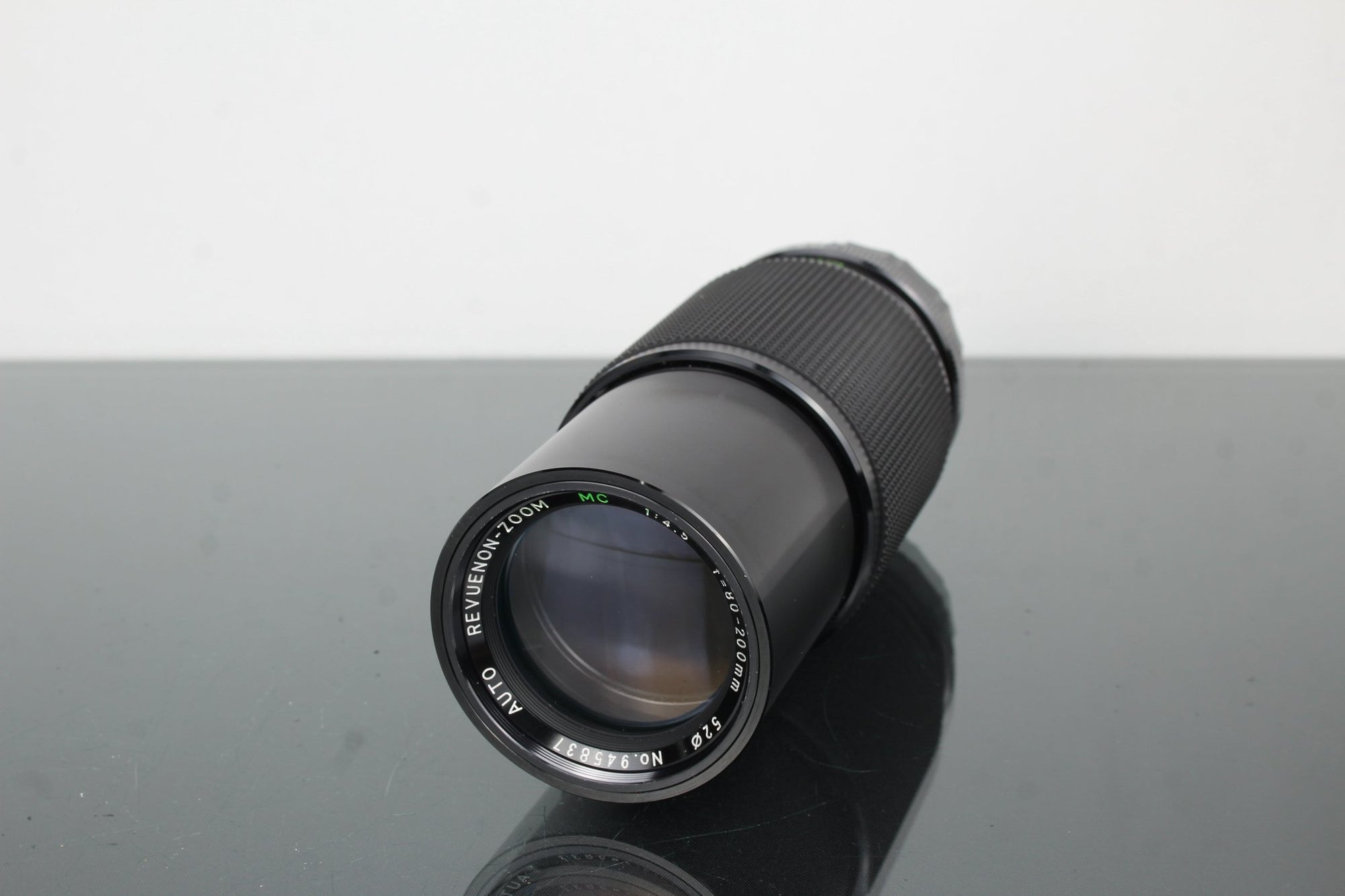 Revuenon Zoom 1:4.5 f=80 - 200mm M42 Mount - Dutch|Thrift