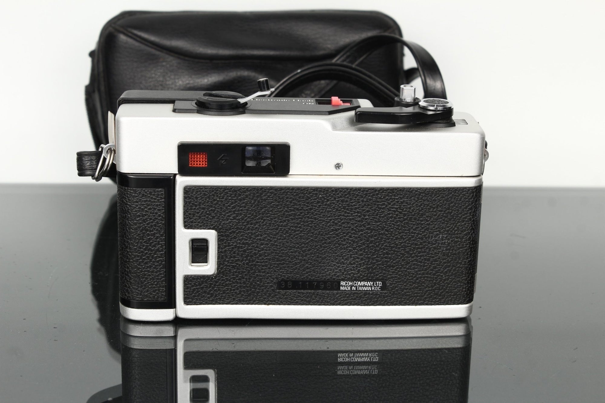 Ricoh 35 EF - Dutch|Thrift