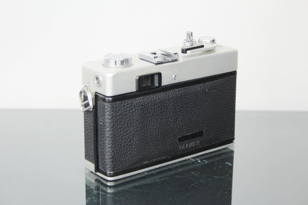 Ricoh 35 ZF - Dutch|Thrift