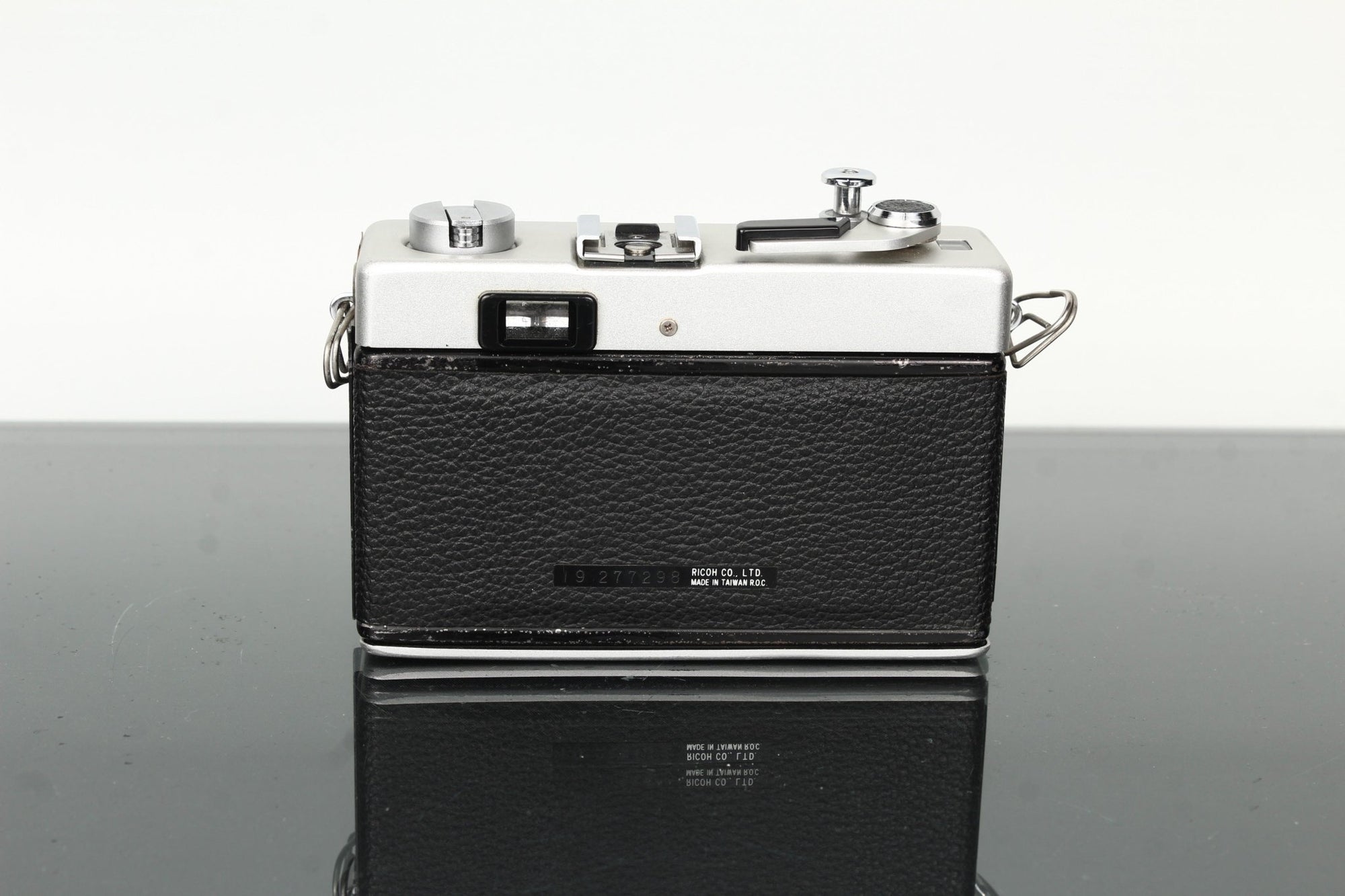 Ricoh 35 ZF - Dutch|Thrift