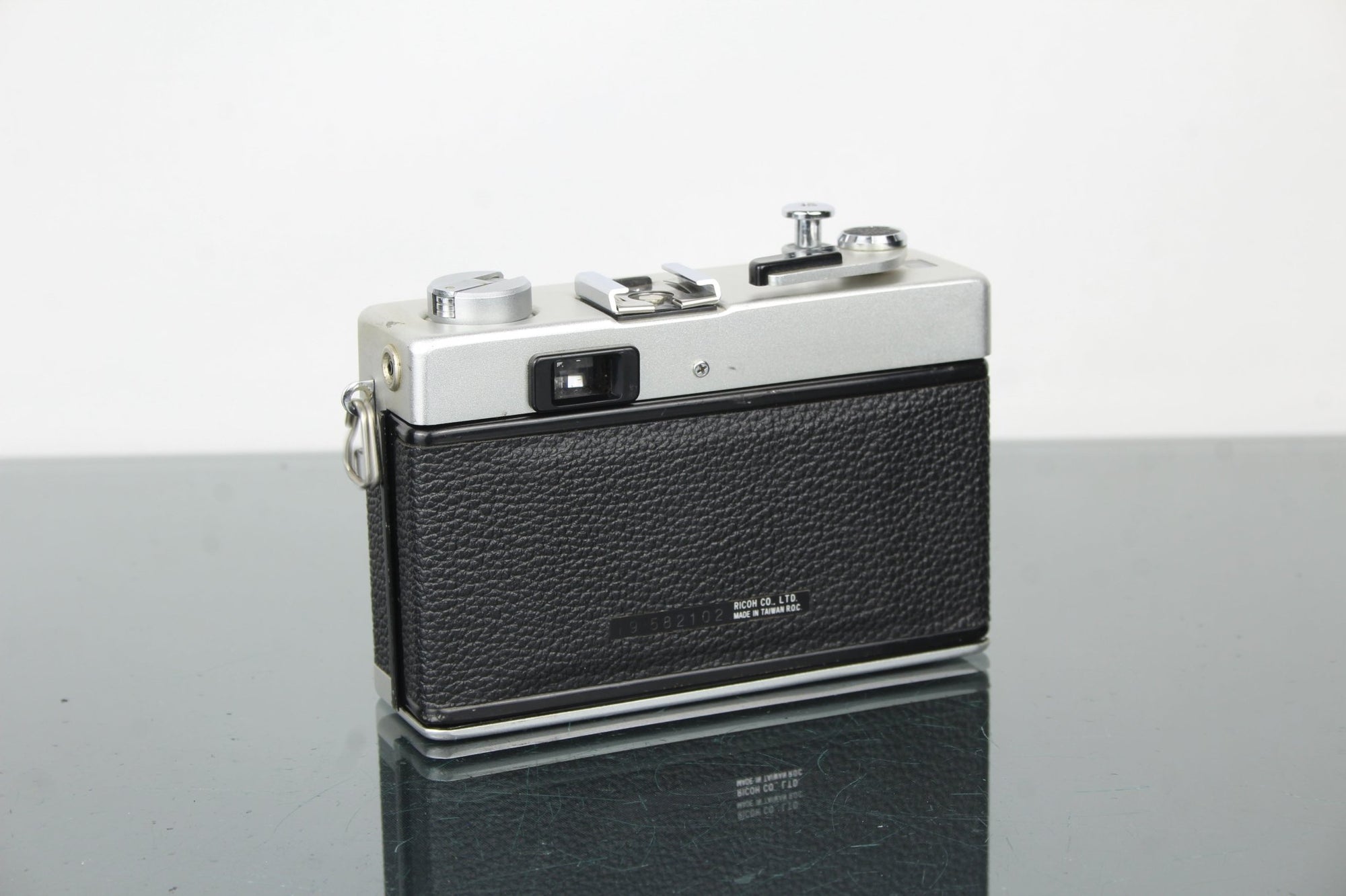 Ricoh 35 ZF - Dutch|Thrift