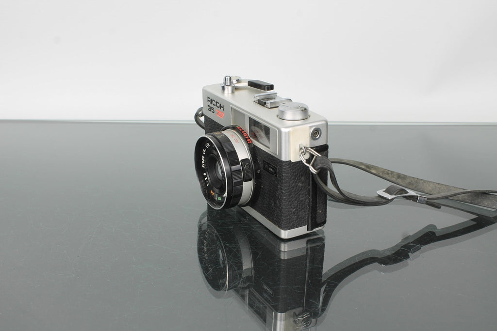 Ricoh 35 ZF - Dutch|Thrift