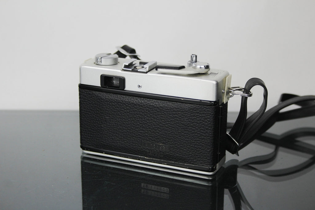 Ricoh 35 ZF - Dutch|Thrift