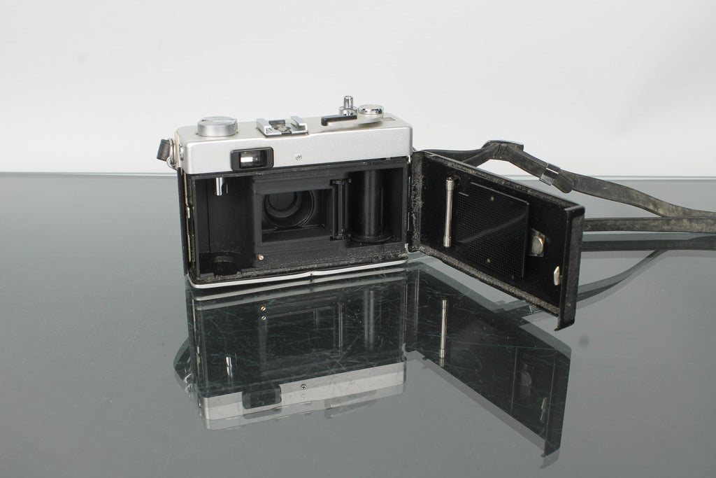 Ricoh 35 ZF - Dutch|Thrift
