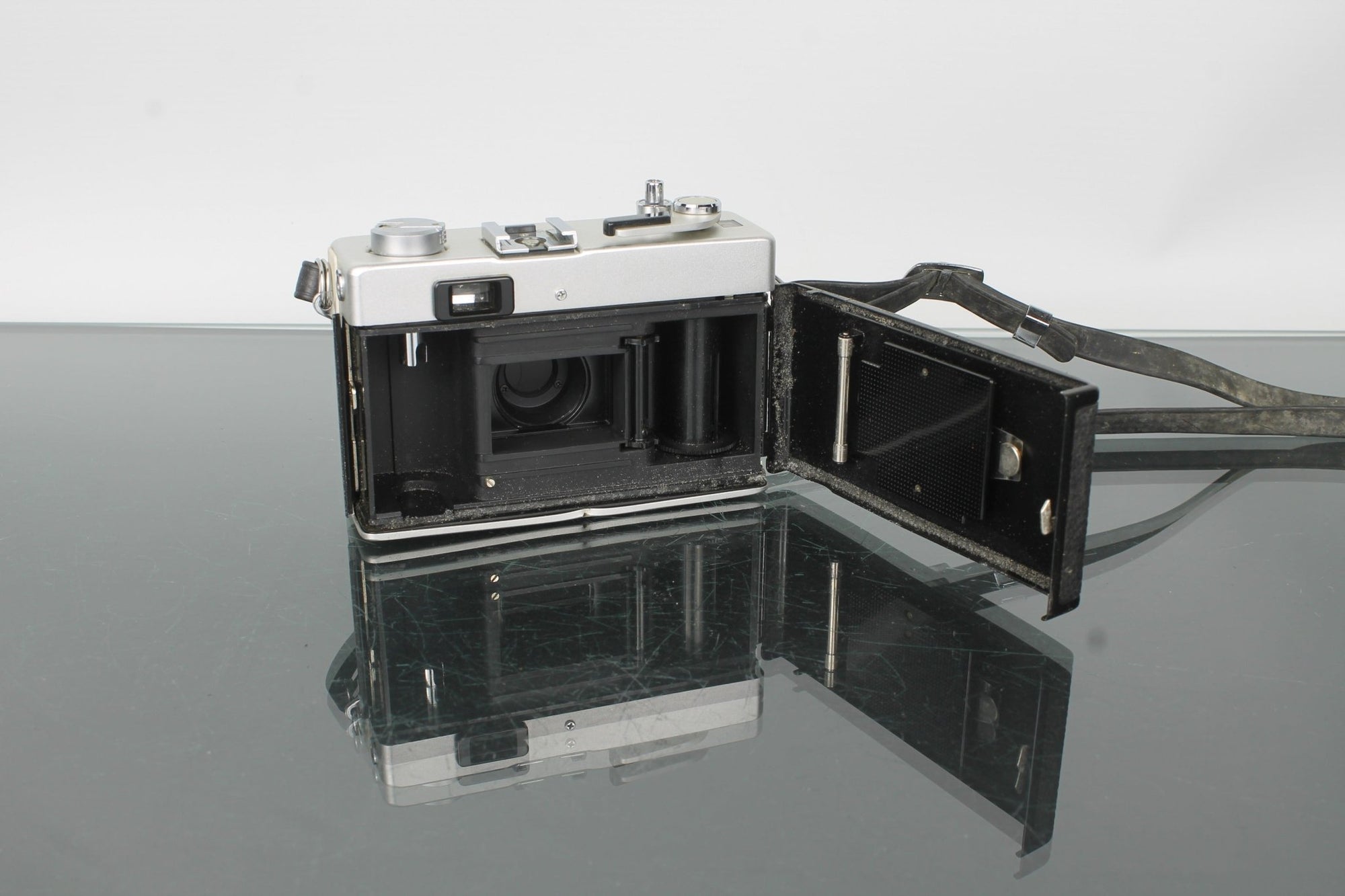 Ricoh 35 ZF - Dutch|Thrift