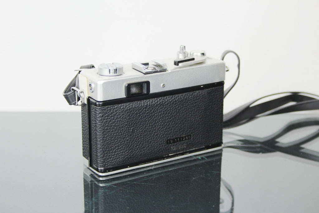 Ricoh 35 ZF - Dutch|Thrift