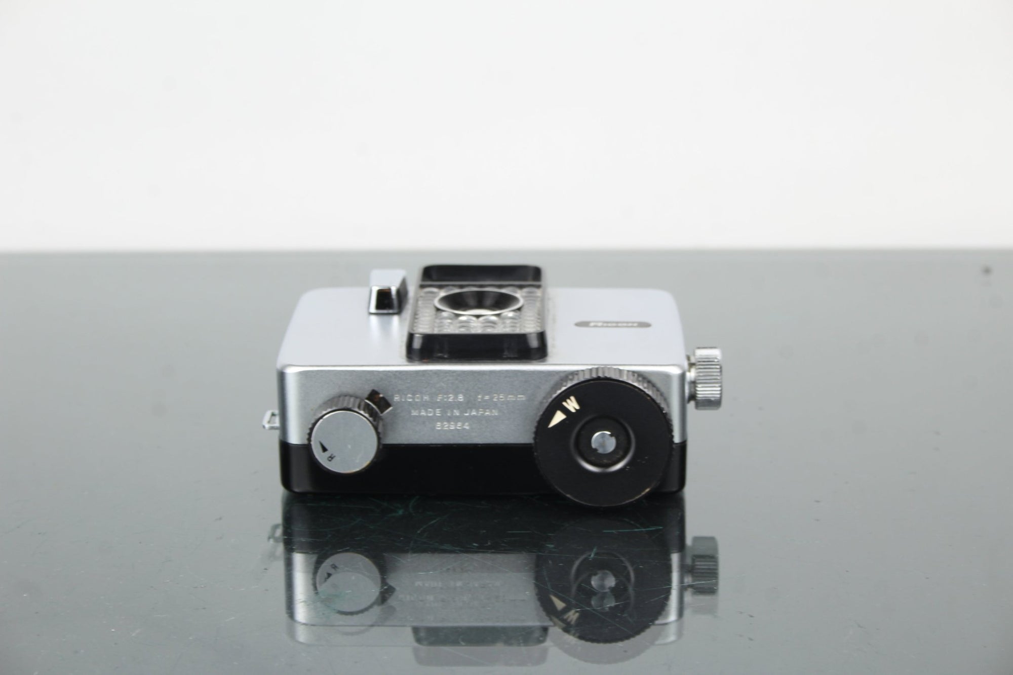 Ricoh AutoHalf - Dutch|Thrift