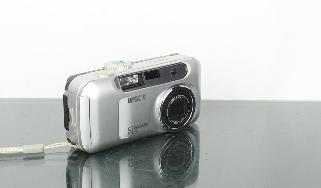 Ricoh Caplio RR30 - Dutch|Thrift