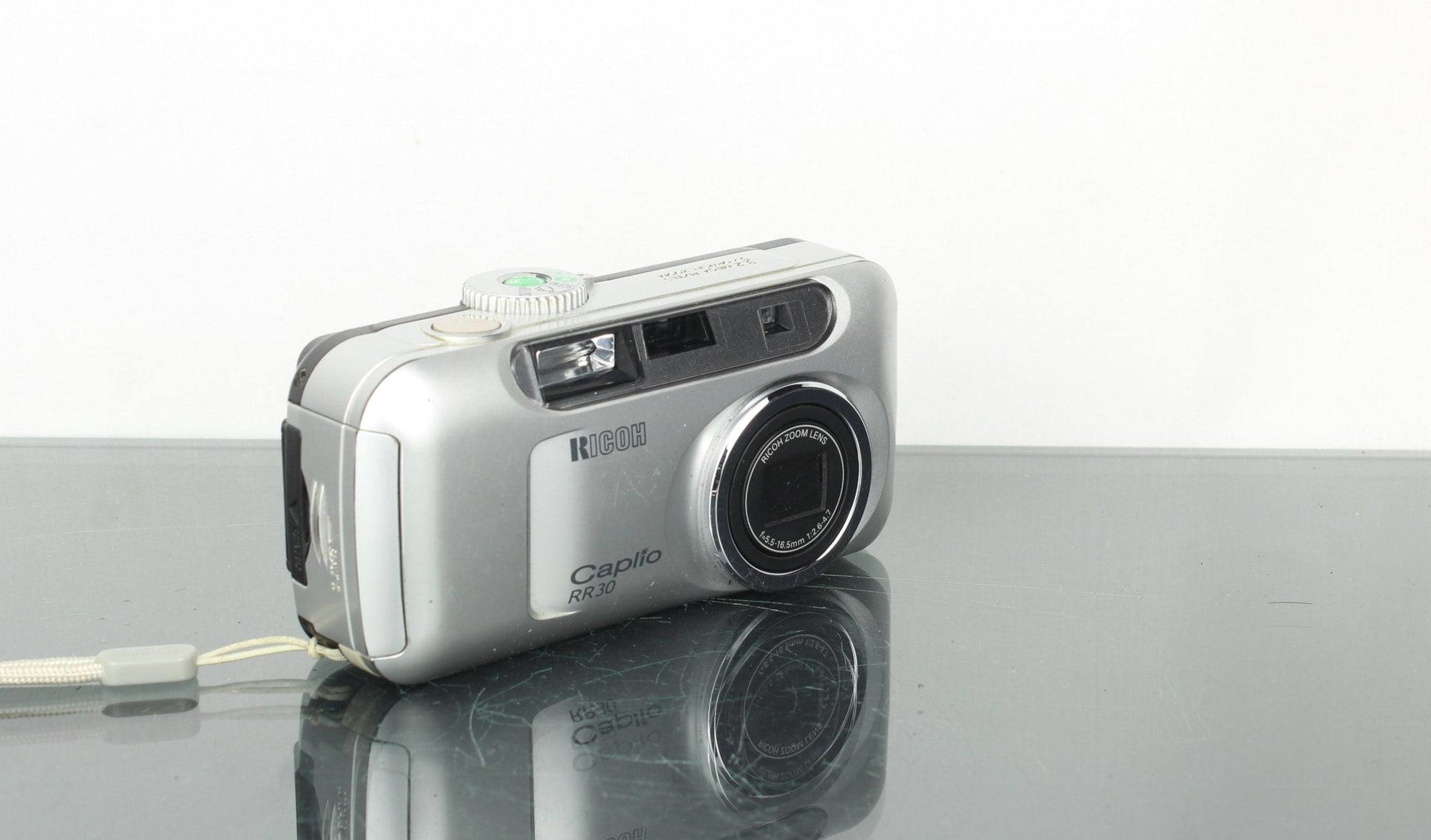 Ricoh Caplio RR30 - Dutch|Thrift