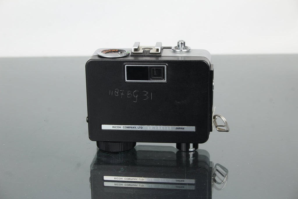 Ricoh E2 Half Frame - Dutch|Thrift