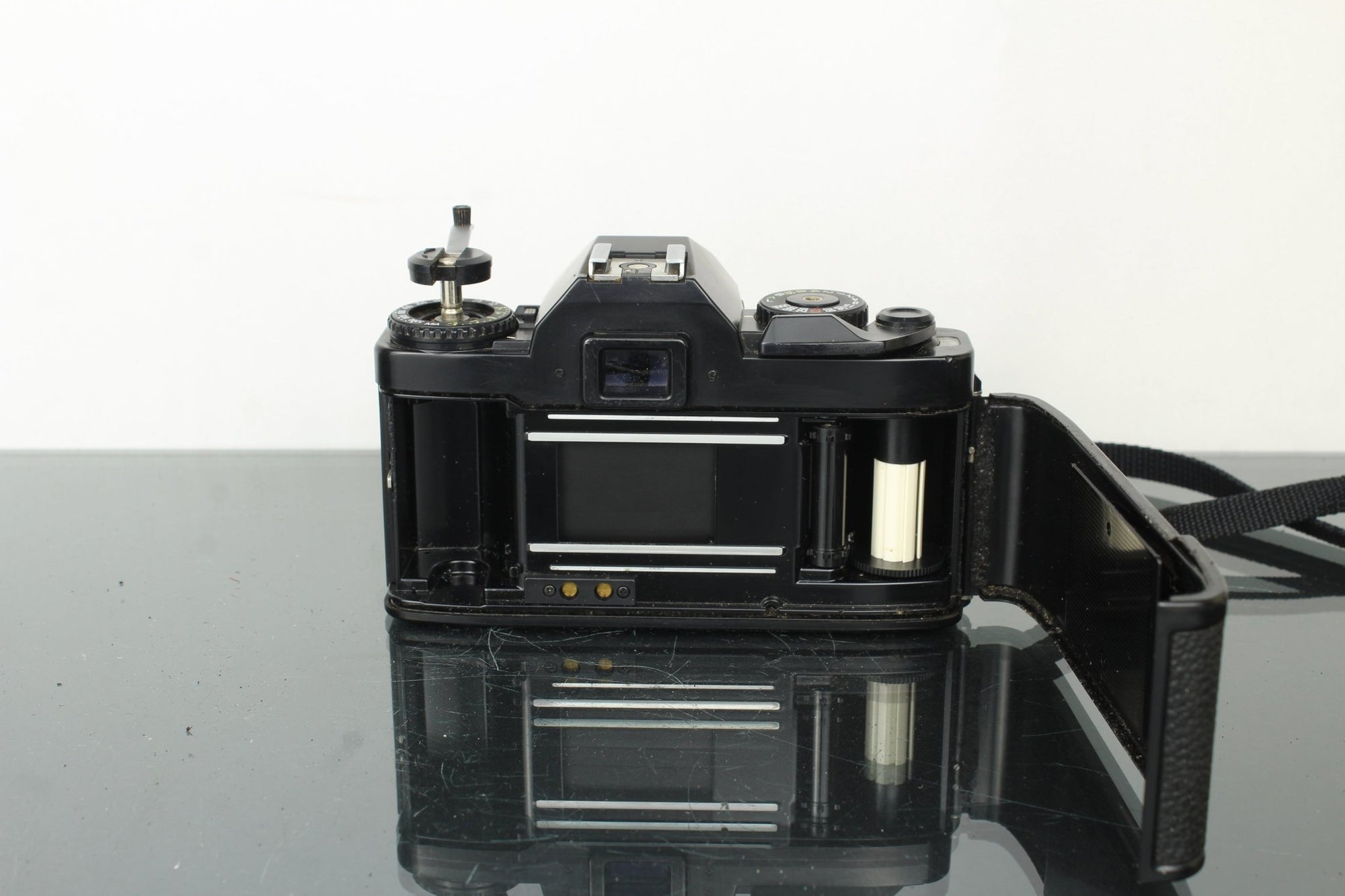 Ricoh KR - 10 Super + Rikenon 50mm 1.7 lens - Dutch|Thrift